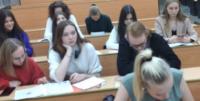 0-2022.10.17-pervokursniki-PetrGU-gazeta.jpg